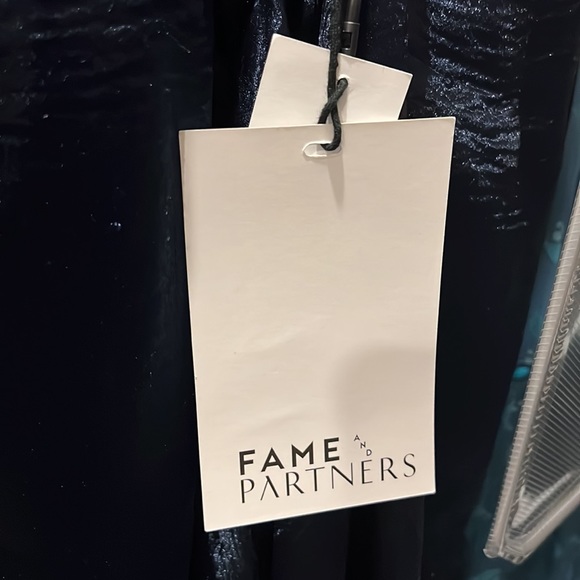 NWT FAME And PARTNERS Harley Midi Dress - Picture 13 of 13